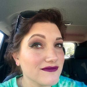 Meet your Posher, Chrissy